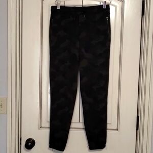 90 Degrees by Reflex joggers Black Green Camo Joggers Pockets Small